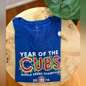 NWT Cubs World Series Women’s Tee